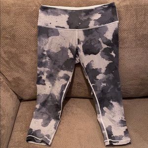 Gray Floral Lululemon Crop Leggings